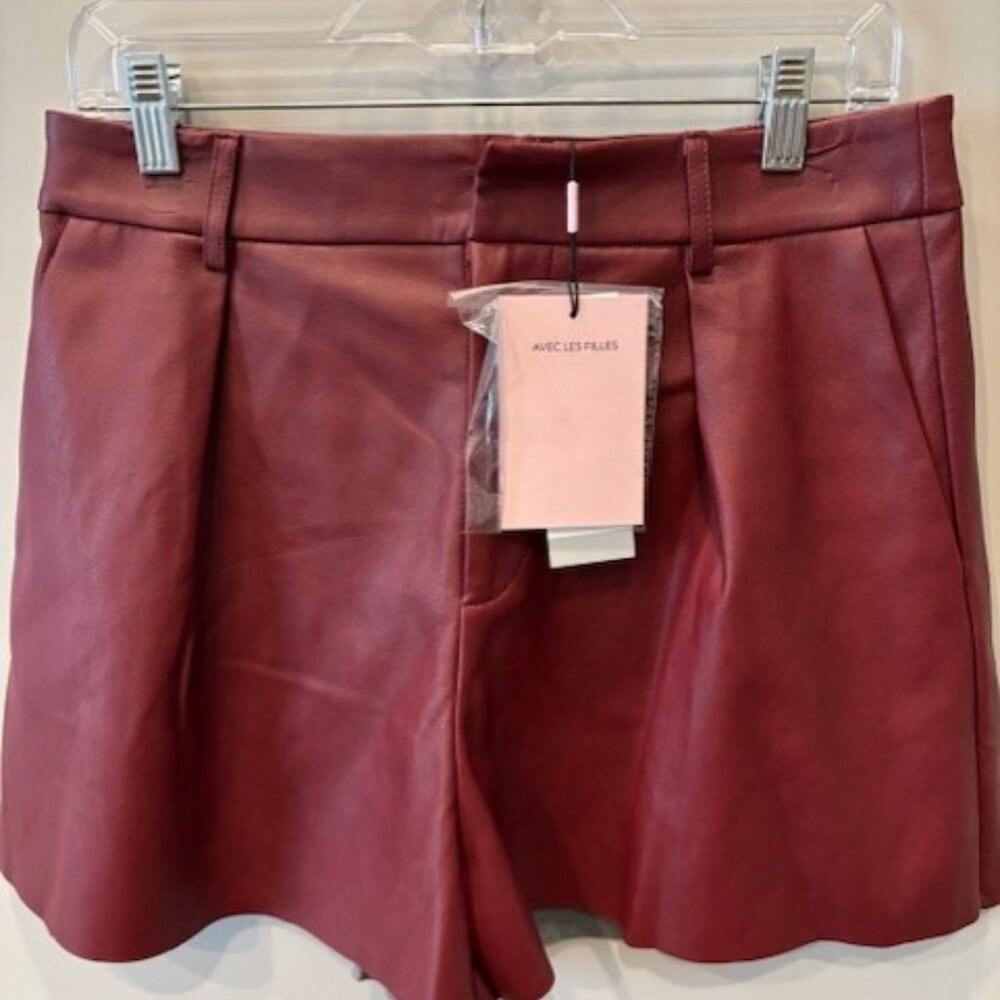 NWT Avec Les Filles Burgundy FauxLeather Shorts - Size Medium